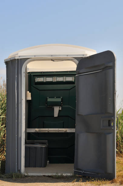 Portable Toilet Options We Offer in Pingree Grove, IL